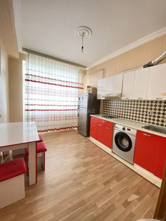 550 AZN - 3 otaqlı mənzil Kirayə (aylıq), 28 may qəs., Gəncə
