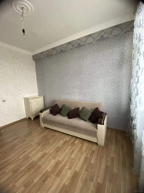 550 AZN - 3 otaqlı mənzil Kirayə (aylıq), 28 may qəs., Gəncə