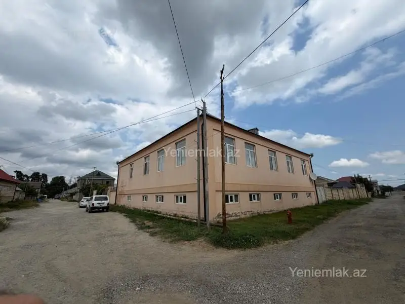 230 000 AZN - 8 otaqlı mənzil Satılır, Quba