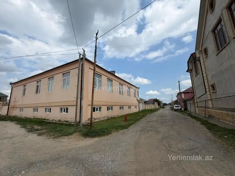 230 000 AZN - 8 otaqlı mənzil Satılır, Quba
