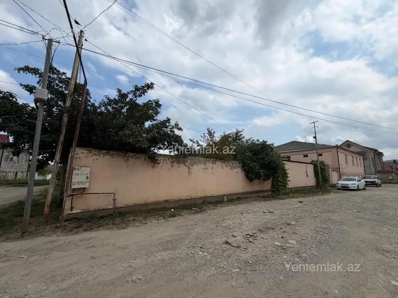 230 000 AZN - 8 otaqlı mənzil Satılır, Quba