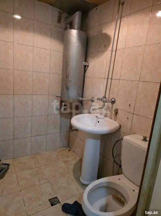 400 AZN - 3 otaqlı mənzil Kirayə (aylıq), Gəncə