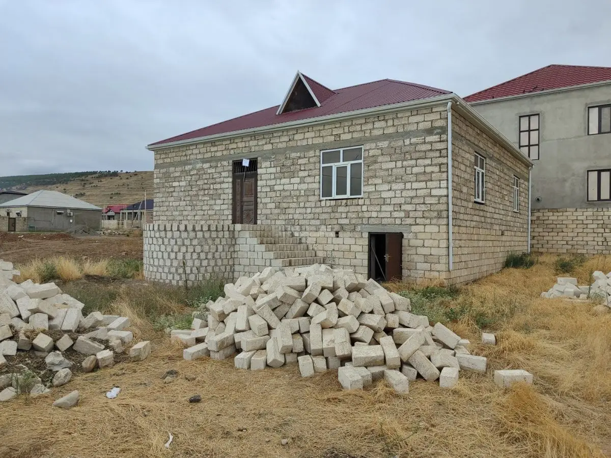 45 000 AZN - 3 otaqlı mənzil Satılır, Siyəzən