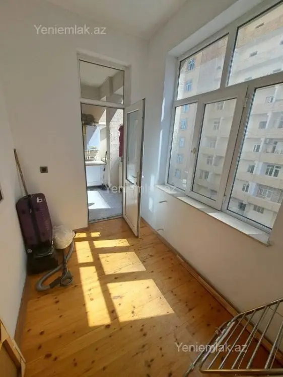 151 000 AZN - 3 otaqlı mənzil Satılır, Xırdalan