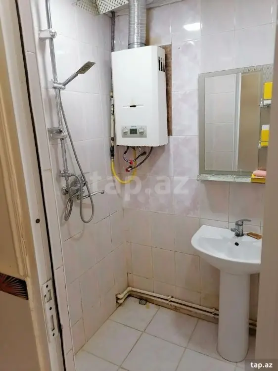 500 AZN - 4 otaqlı mənzil Kirayə (aylıq), Lökbatan qəs., Qaradağ, Bakı