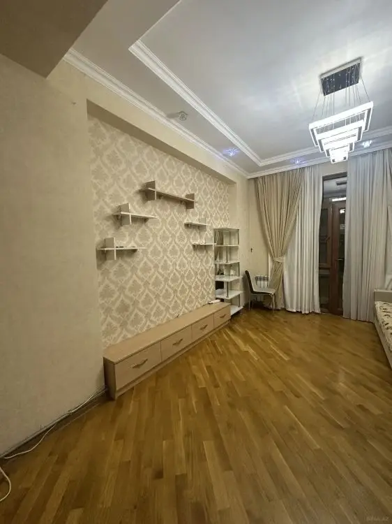 749 AZN - 2 otaqlı mənzil Kirayə (aylıq), 3-cü mikrorayon, Abşeron