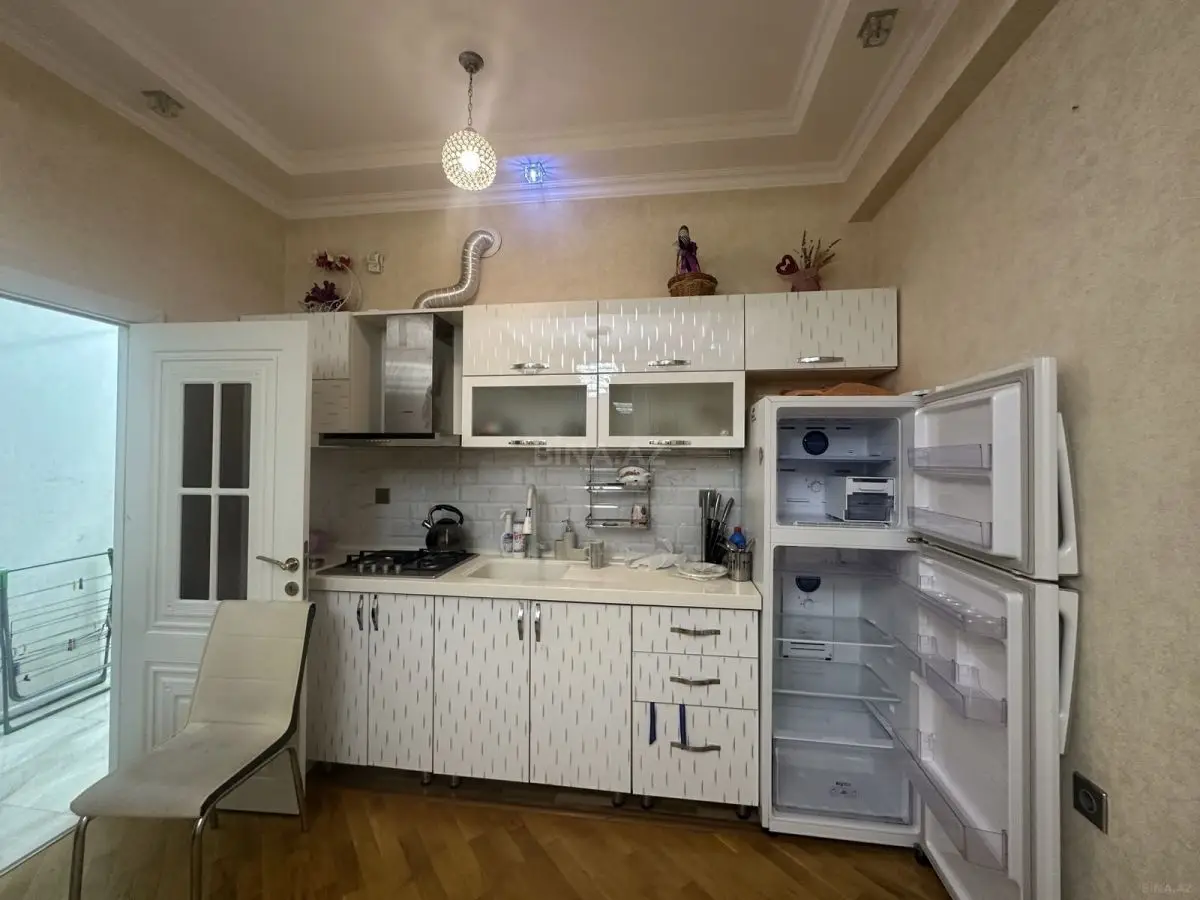 749 AZN - 2 otaqlı mənzil Kirayə (aylıq), 3-cü mikrorayon, Abşeron