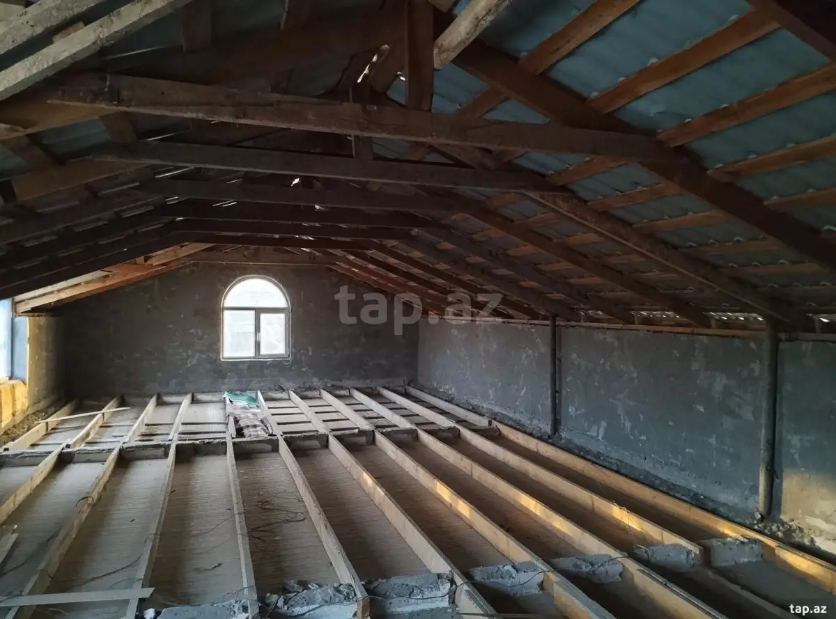 4 500 AZN - 4 otaqlı mənzil , Şirvan