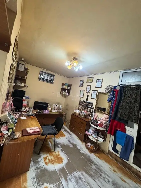 260 000 AZN - 42 m² Obyekt / Ofis Satılır, Gəncə