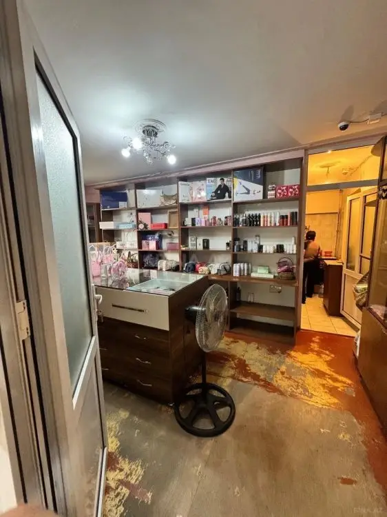 260 000 AZN - 42 m² Obyekt / Ofis Satılır, Gəncə
