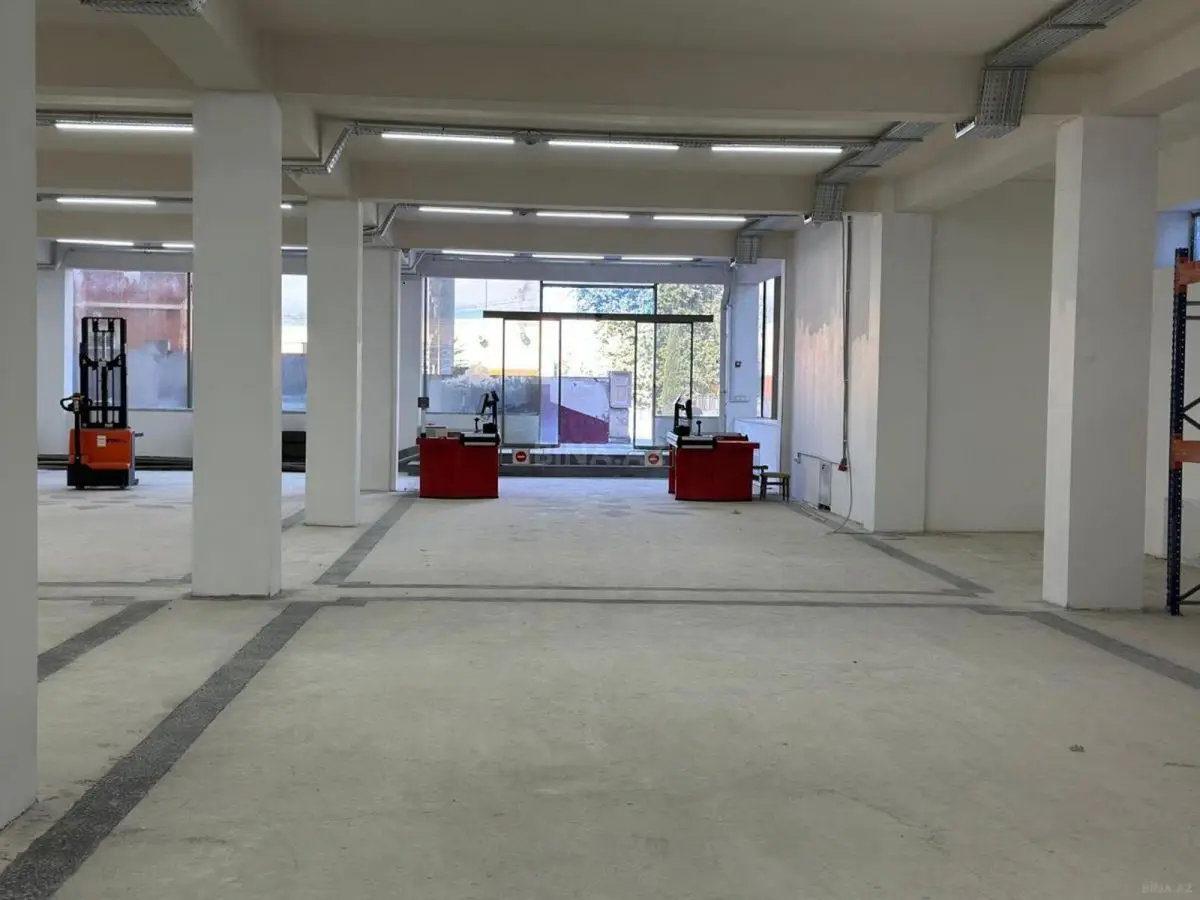 10 000 AZN - 1000 m² Obyekt / Ofis Kirayə (aylıq), Gəncə