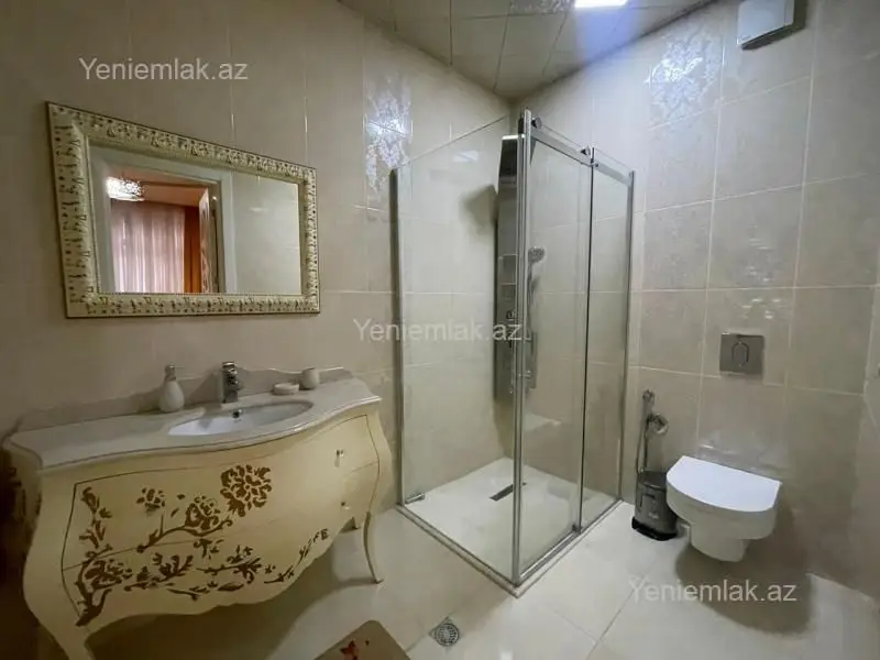 890 000 AZN - 4 otaqlı mənzil Satılır, Səbail, Bakı