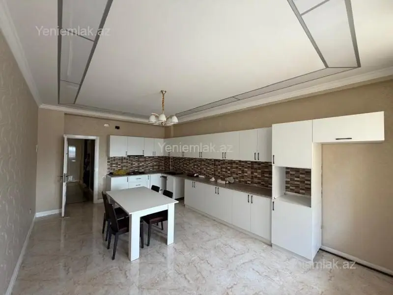 2 500 AZN - 4 otaqlı mənzil Kirayə (aylıq), Nəsimi, Bakı