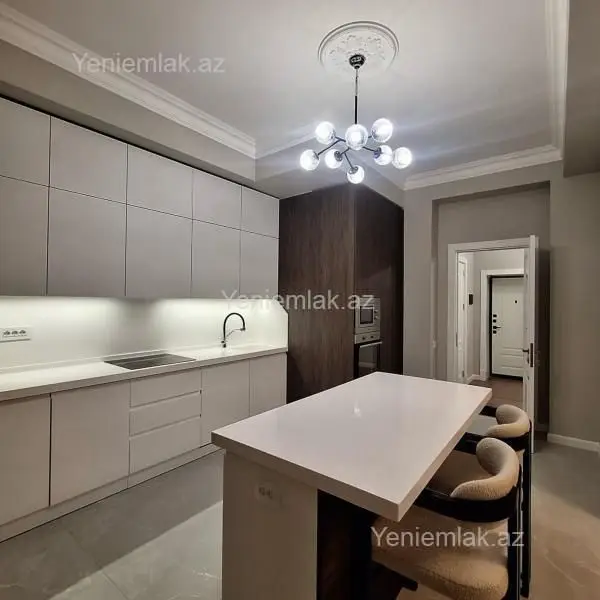 2 600 AZN - 3 otaqlı mənzil Kirayə (aylıq), Ağ şəhər, Xətai, Bakı