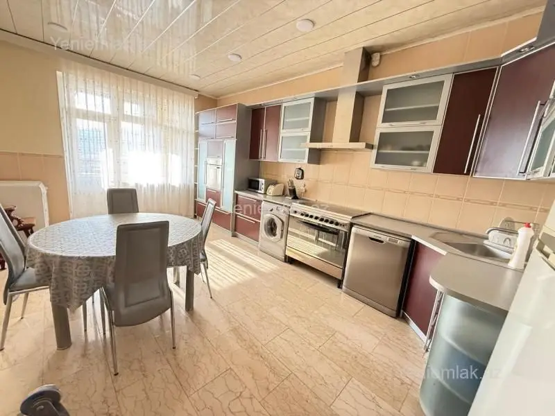 1 500 AZN - 4 otaqlı mənzil Kirayə (aylıq), Yasamal qəs., Nizami, Bakı
