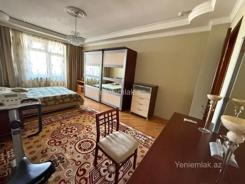 1 500 AZN - 4 otaqlı mənzil Kirayə (aylıq), Yasamal qəs., Nizami, Bakı