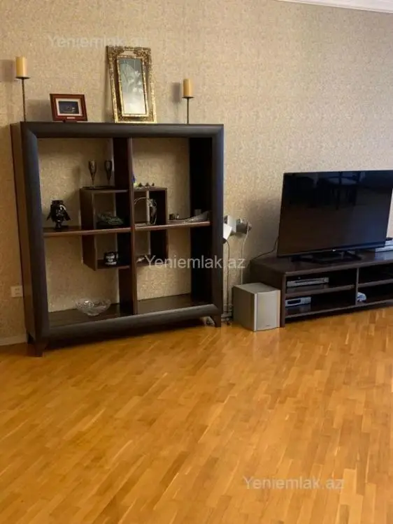 1 450 AZN - 3 otaqlı mənzil Kirayə (aylıq), Yasamal qəs., Nizami, Bakı
