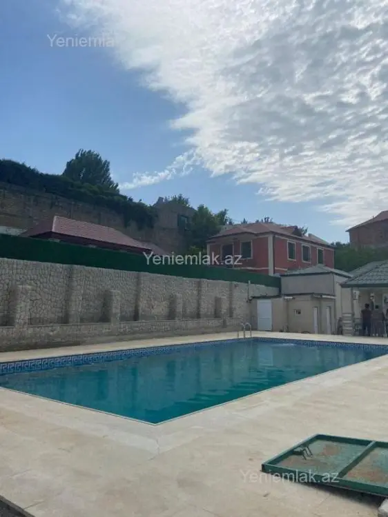150 AZN - 4 otaqlı mənzil Kirayə (günlük), Novxanı, Abşeron