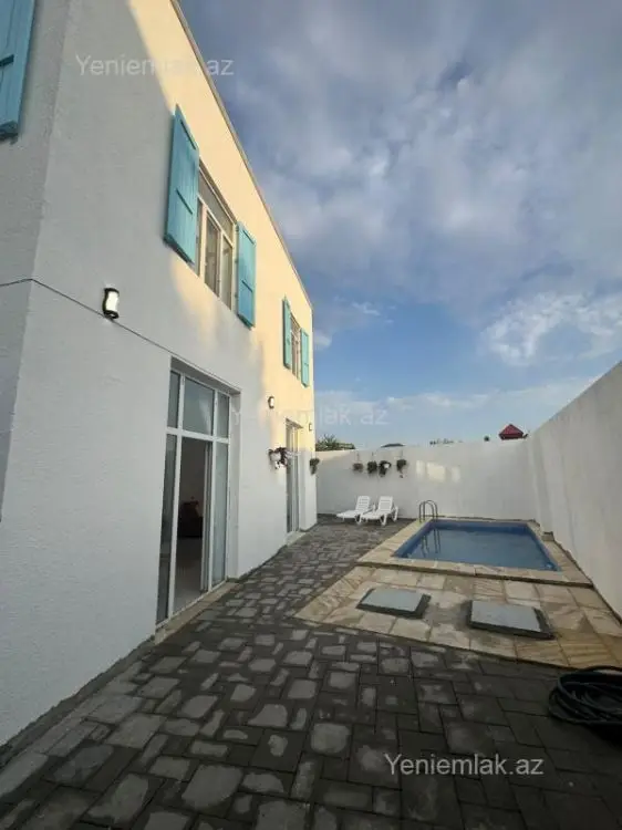 150 AZN - 4 otaqlı mənzil Kirayə (günlük), Novxanı, Abşeron