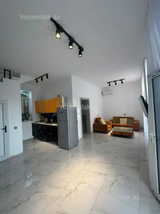 150 AZN - 4 otaqlı mənzil Kirayə (günlük), Novxanı, Abşeron