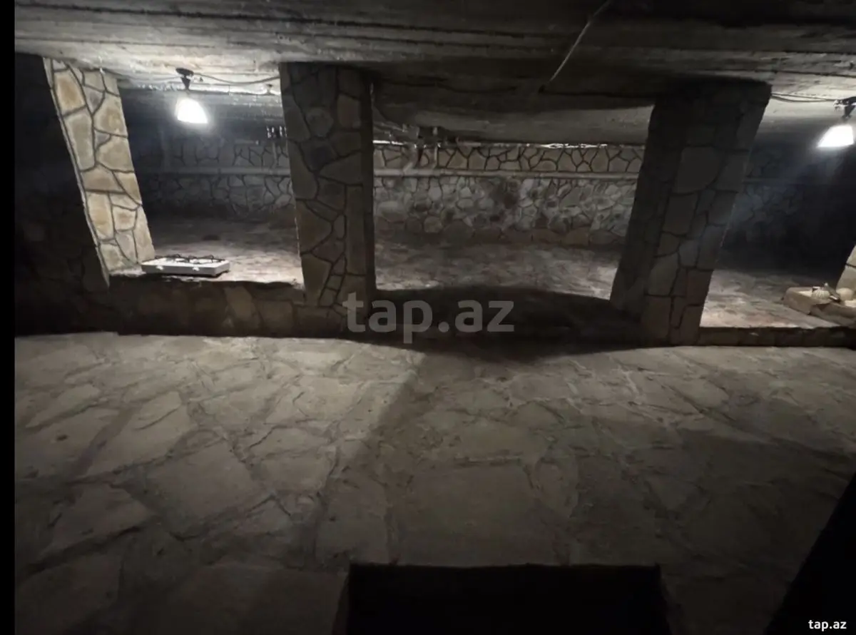 230 000 AZN - 9 otaqlı mənzil , Daşkəsən
