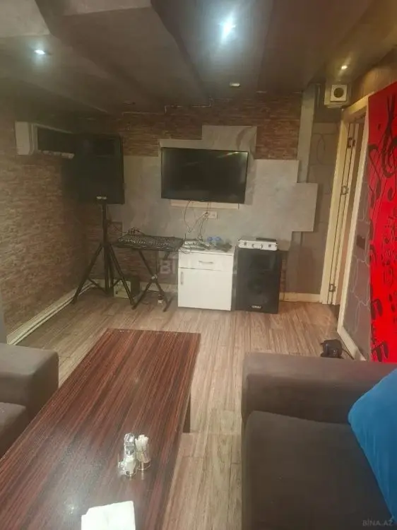 600 000 AZN - 240 m² Obyekt / Ofis Satılır, 4-cü mikrorayon, Abşeron