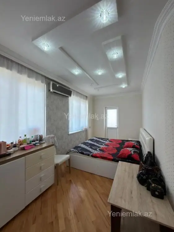 220 000 AZN - 3 otaqlı mənzil Satılır, Nizami, Bakı