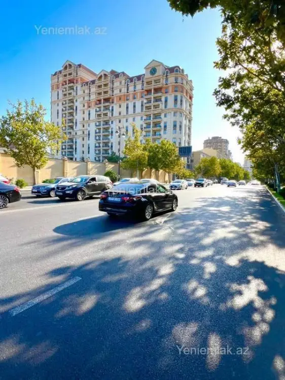 1 500 000 AZN - 5 otaqlı mənzil Satılır, Nizami, Bakı