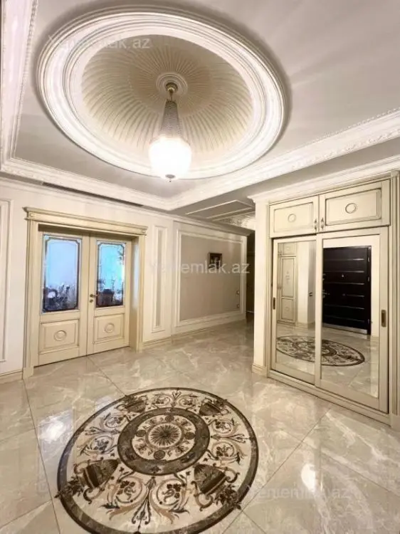 1 500 000 AZN - 5 otaqlı mənzil Satılır, Nizami, Bakı