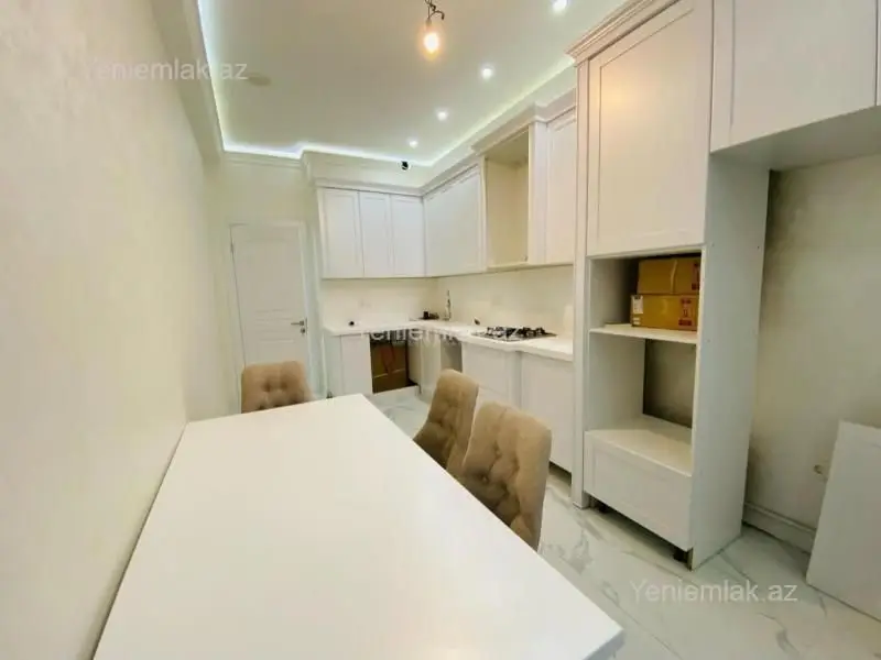 295 000 AZN - 3 otaqlı mənzil Satılır, Yasamal qəs., Yasamal, Bakı