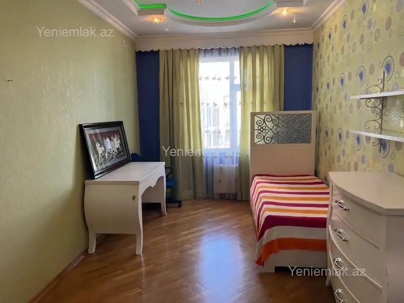 1 250 AZN - 4 otaqlı mənzil Kirayə (aylıq), Ağ şəhər, Xətai, Bakı