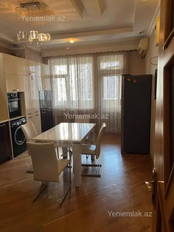 1 250 AZN - 4 otaqlı mənzil Kirayə (aylıq), Ağ şəhər, Xətai, Bakı