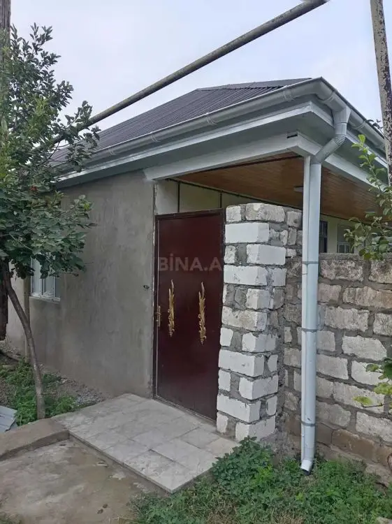 120 AZN - 4 otaqlı mənzil Kirayə (aylıq), Qazax