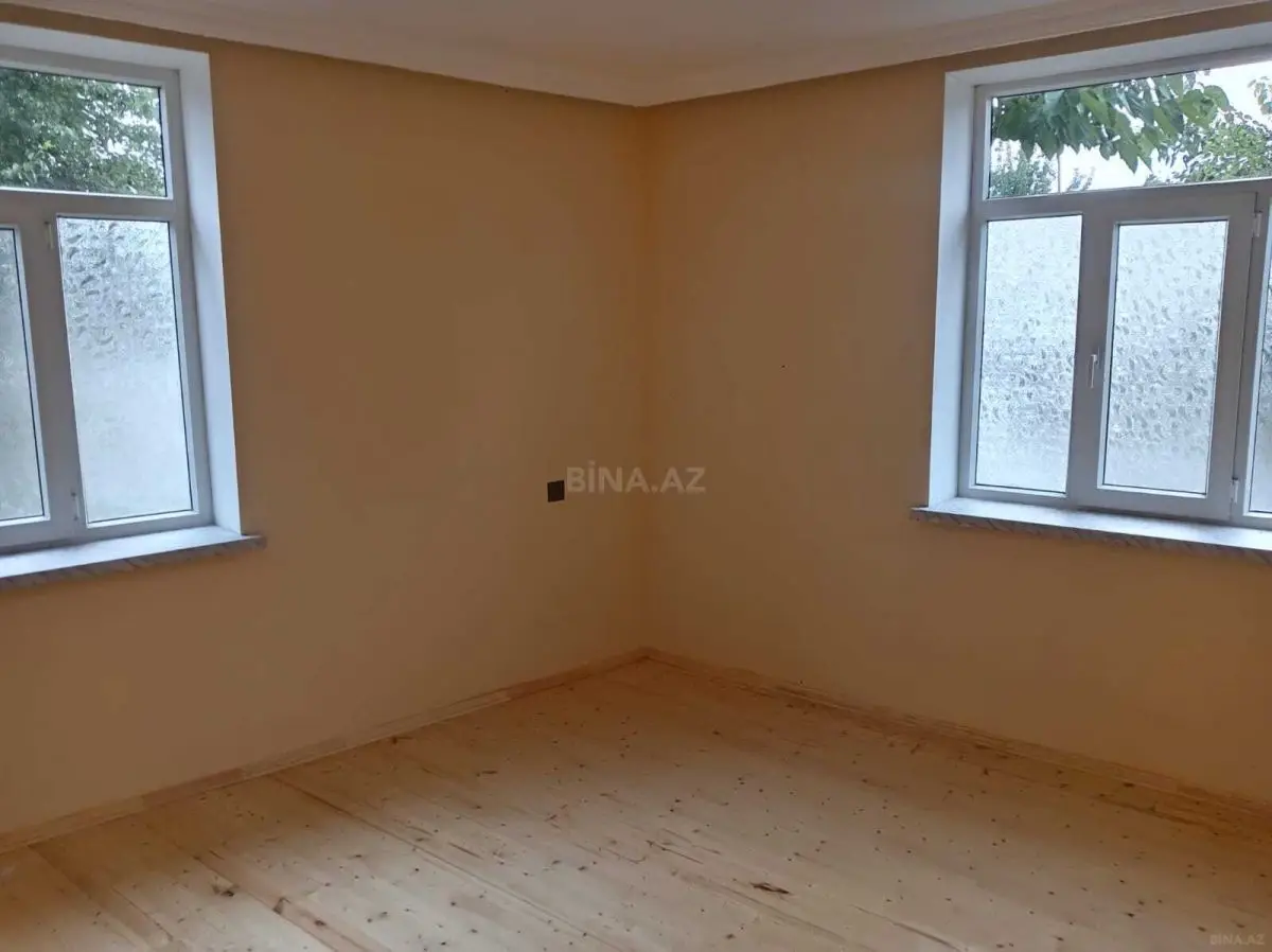 120 AZN - 4 otaqlı mənzil Kirayə (aylıq), Qazax