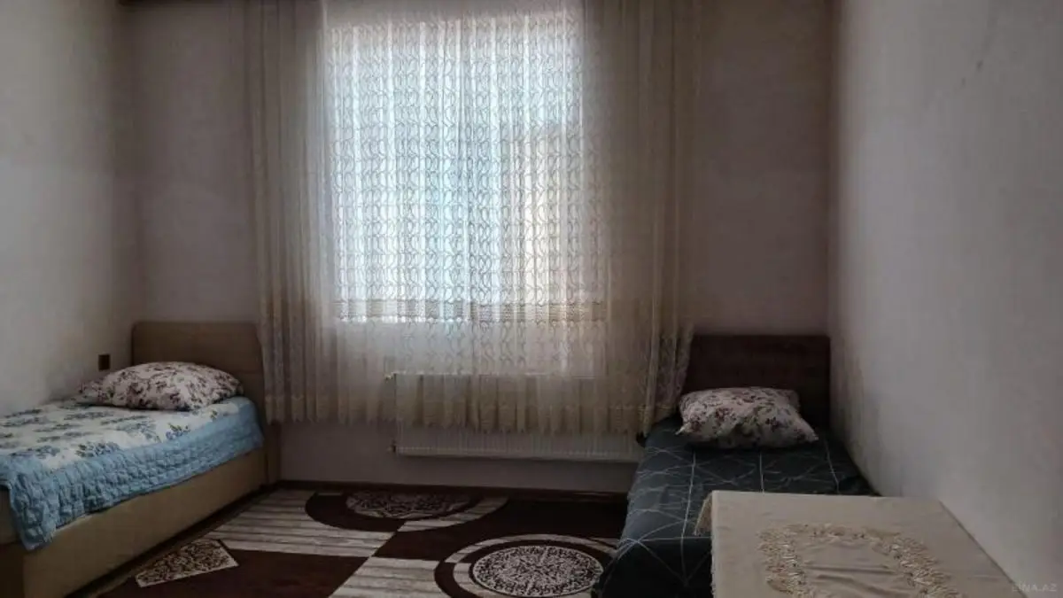 120 AZN - 4 otaqlı mənzil Kirayə (aylıq), Qazax