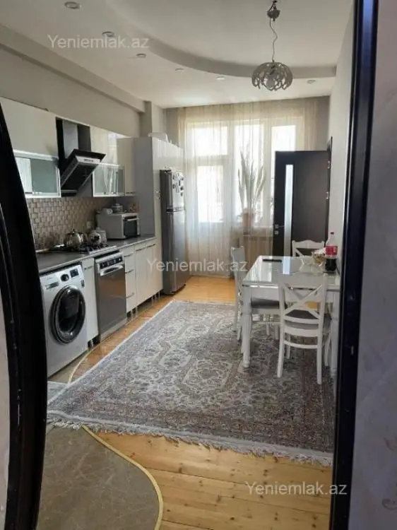 320 000 AZN - 4 otaqlı mənzil Satılır, Badamdar qəs., Səbail, Bakı