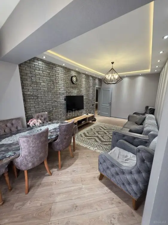 700 AZN - 3 otaqlı mənzil Kirayə (aylıq), Laçın