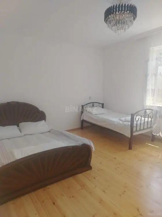 700 AZN - 3 otaqlı mənzil Kirayə (aylıq), Qəbələ