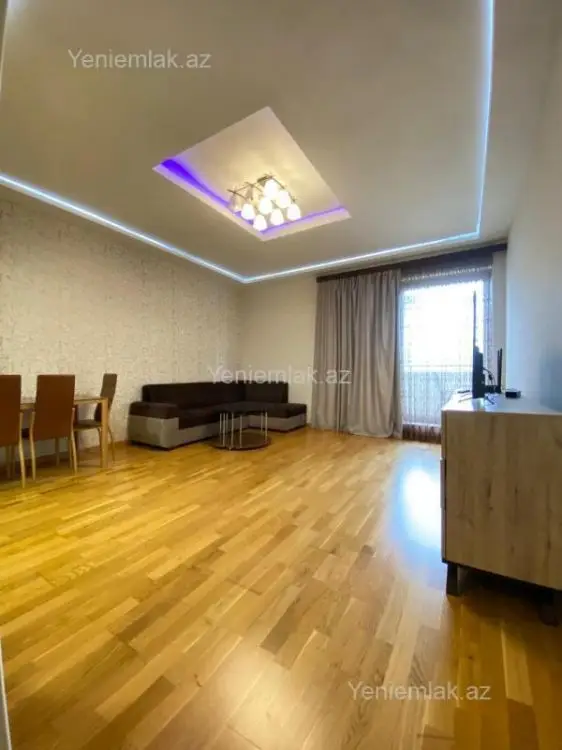 2 200 AZN - 3 otaqlı mənzil Kirayə (aylıq), Səbail, Bakı