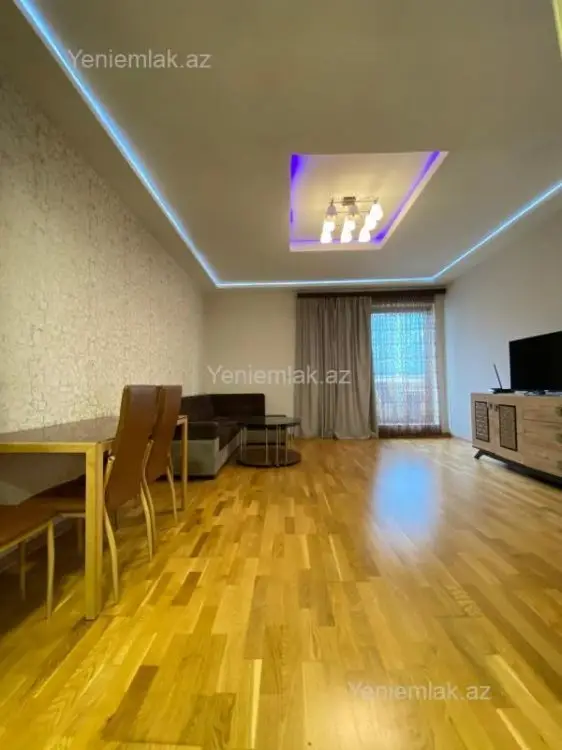2 200 AZN - 3 otaqlı mənzil Kirayə (aylıq), Səbail, Bakı