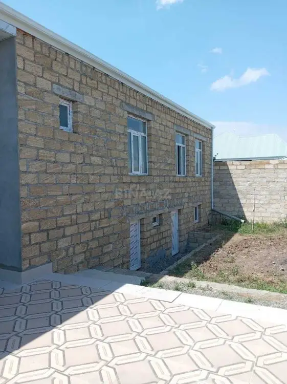 120 000 AZN - 4 otaqlı mənzil Satılır, Gəncə