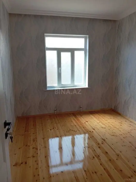 120 000 AZN - 4 otaqlı mənzil Satılır, Gəncə