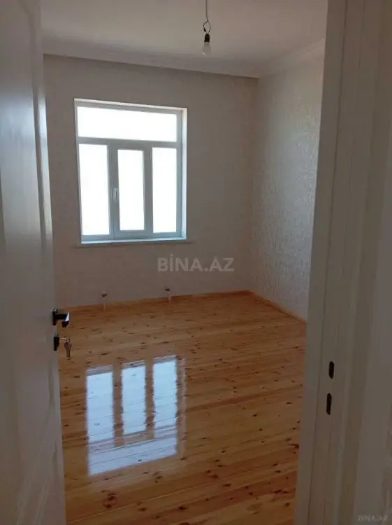 120 000 AZN - 4 otaqlı mənzil Satılır, Gəncə
