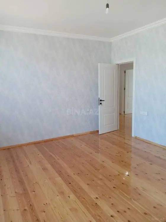 120 000 AZN - 4 otaqlı mənzil Satılır, Gəncə