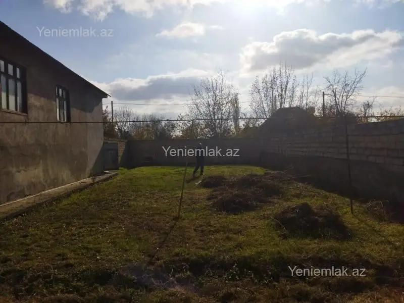 28 000 AZN - 4 otaqlı mənzil Satılır, Yevlax