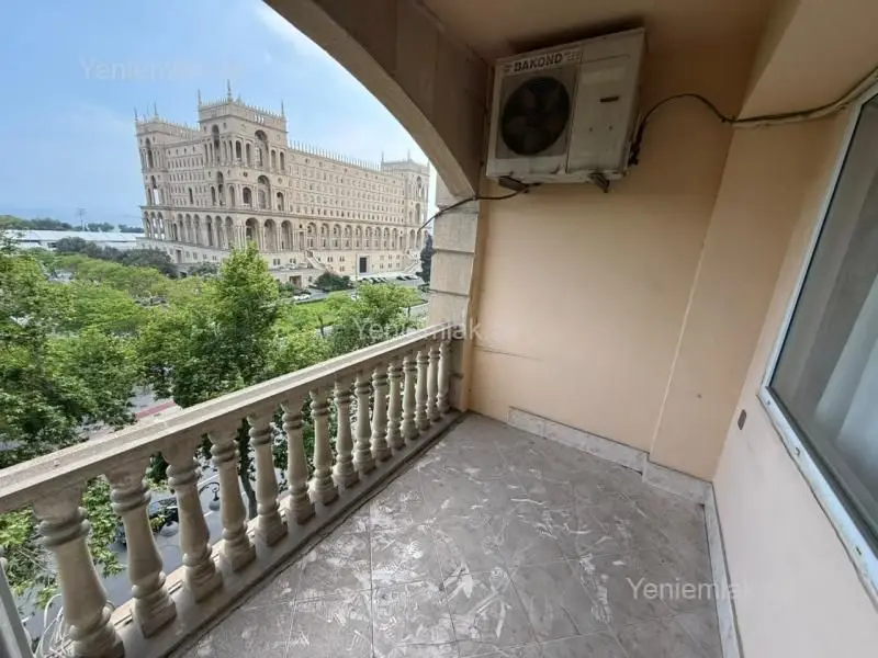 1 300 AZN - 3 otaqlı mənzil Kirayə (aylıq), Nəsimi, Bakı