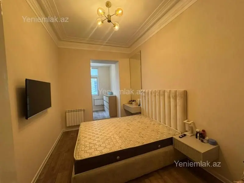 240 000 AZN - 2 otaqlı mənzil Satılır, Yasamal qəs., Nizami, Bakı