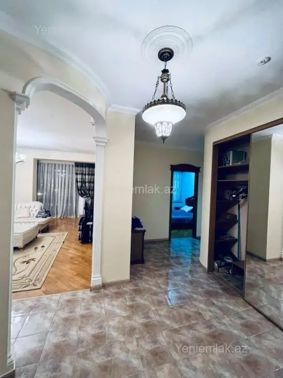 2 200 AZN - 4 otaqlı mənzil Kirayə (aylıq), İçəri şəhər, Səbail, Bakı