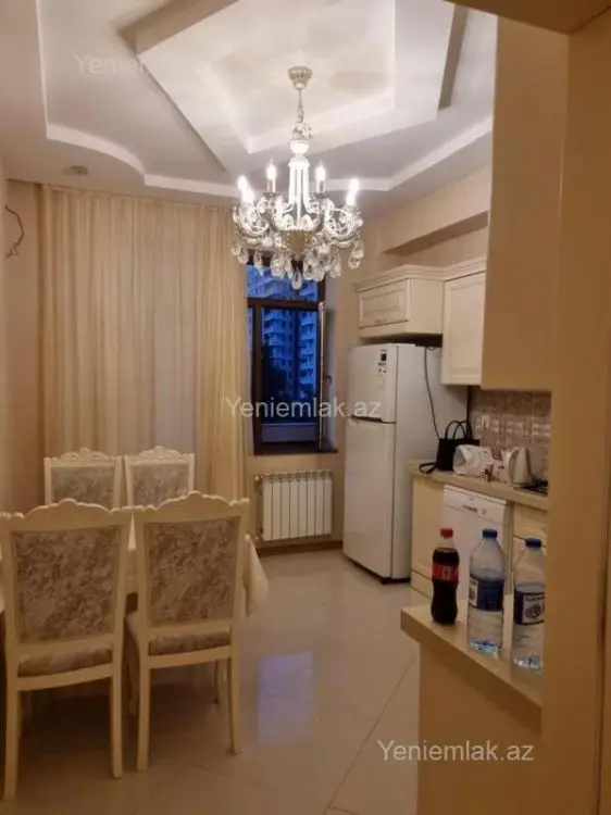 1 200 AZN - 3 otaqlı mənzil Kirayə (aylıq), Yasamal qəs., Yasamal, Bakı