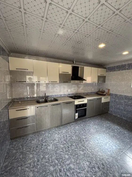 280 000 AZN - 4 otaqlı mənzil , Nabran